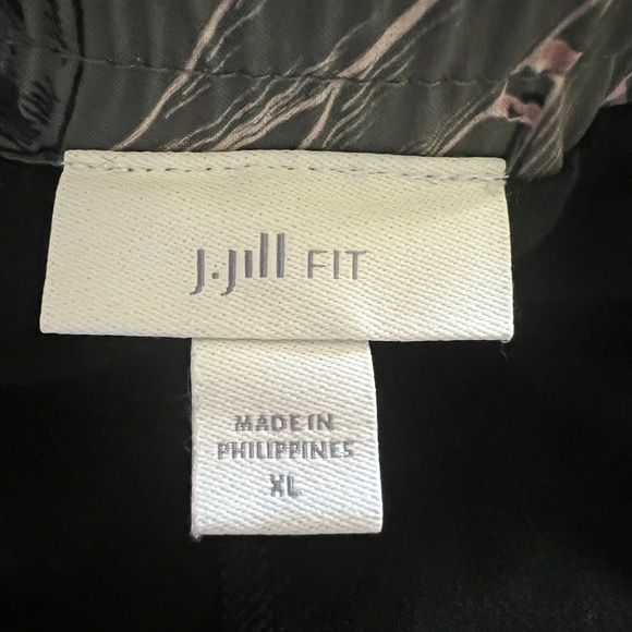 J. Jill Fit Sage Green Floral Skort  Size Xlarge - Picture 10 of 13